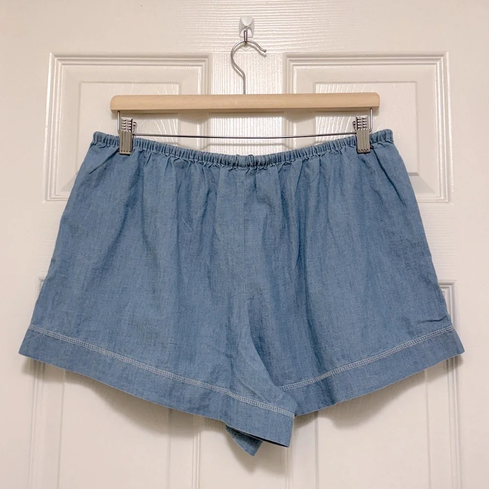 NWT J.Crew Cruise Short in Chambray
